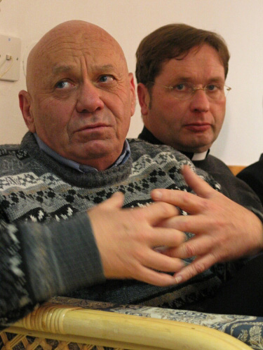11. Februar 2005, 22.09.30 ABU GOSCH -U